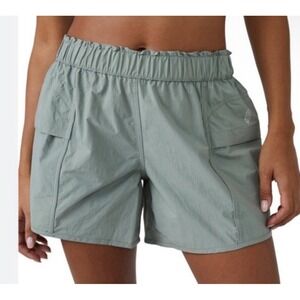 Free People Movement‎ In the Wild Shorts NWOT Large Olive Green
